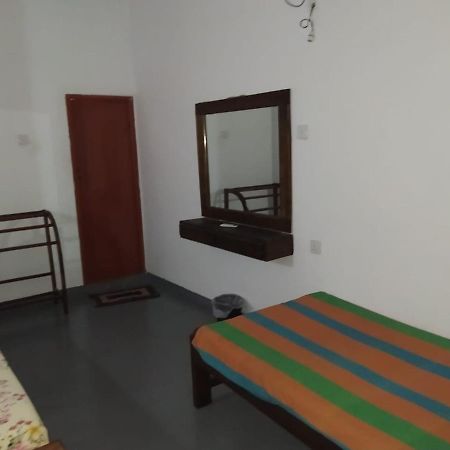 Hotel Kingdom Palace Anuradhapura Exterior foto
